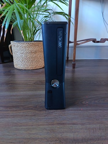 Xbox 360 slim trinity - 360,